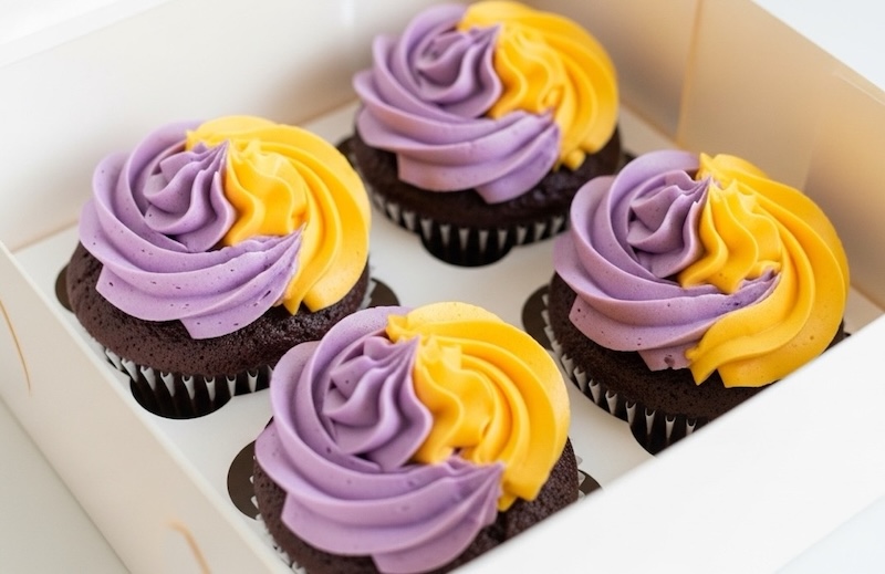 4 Chocolate Cupcakes